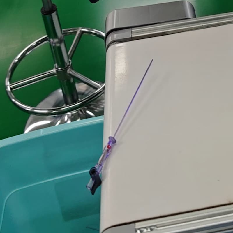 Veress Needle Assembly Equipment